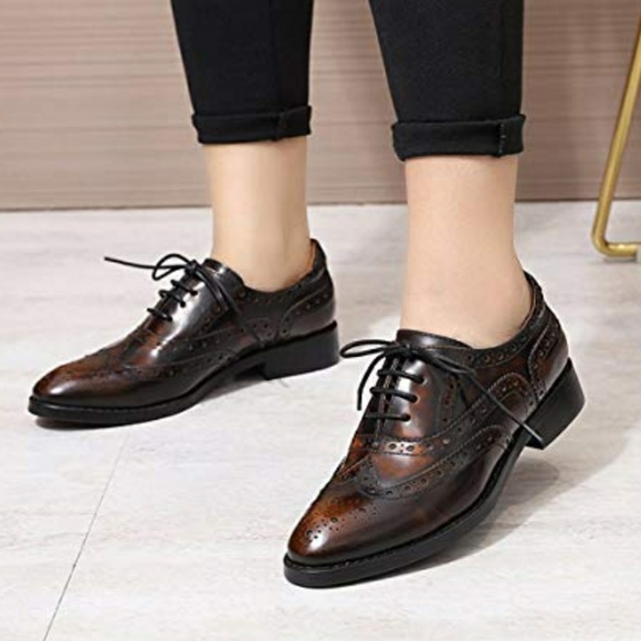 Mona Flying Womens Oxford Wingtips 